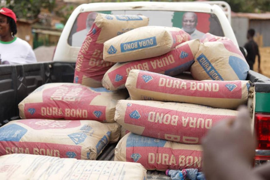 Sheikh Issah Salifu Taylor Donates 50 Bags of Cement to Brofoyedru Community for New Center