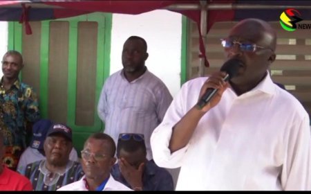 Bawumia Pledges to Build Modern Markets in Every District