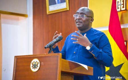 Dr. Bawumia Pledges Support for Cocoa Farmers, Challenges Mahama to a Debate Again