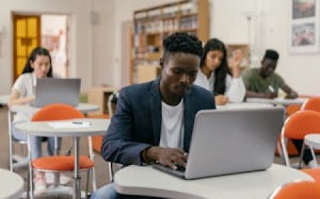 Unlocking the Secrets to a Successful Scholarship Application