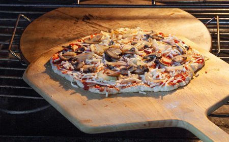 Homemade Pizza Recipe: Easy Step-by-Step Guide to Make Perfect Pizza