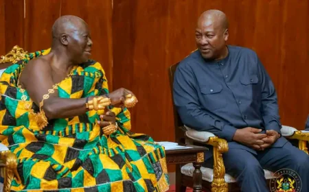 “They used to send us for ice cream” - Mahama Shares Childhood Tales With Otumfuo