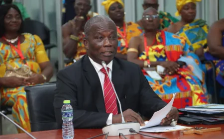 Justice Mensah is in favor of allowing law faculties to offer professional legal training in order to boost enrollment