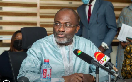 NPP Flagbearership Race : Kenedy Agyapong Meets Former MMDCEs