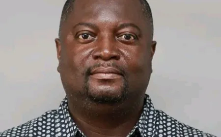 Dr Asante Otchere Slams Ex MMDCEs Over Bawumia Endorsement After Meeting Ken Agyapong