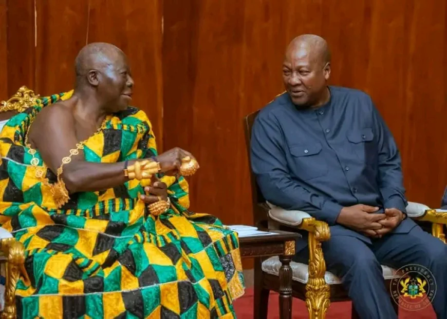 “They used to send us for ice cream” - Mahama Shares Childhood Tales With Otumfuo