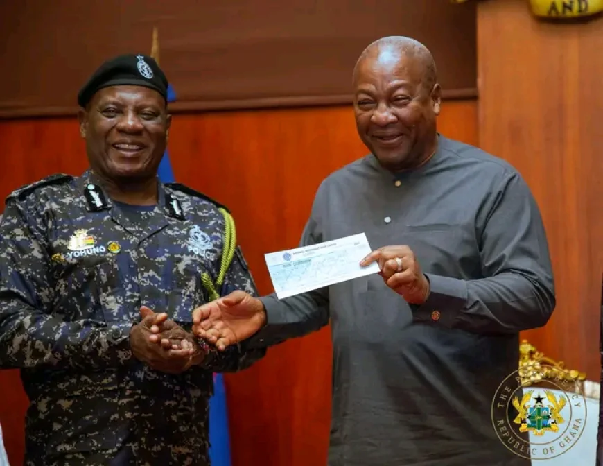 Ghana's Interior Ministry and Its Agencies Donate GHS 1 Million to MahamaCares Fund