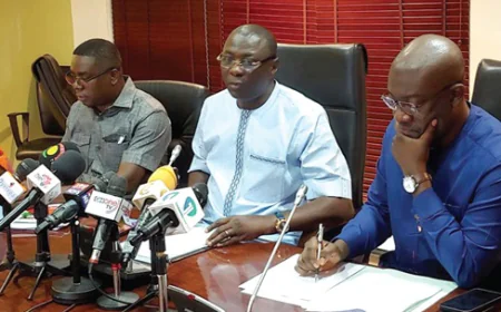 Minority Accuses Finance Minister of Misleading Budget Claims