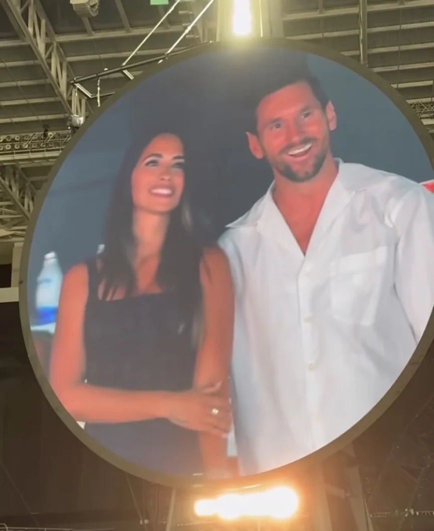 Lionel Messi and Antonela Caught on Kiss Cam at Coldplay Concert in Miami!