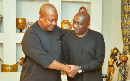 Bawumia Consoles Mahama & Families of August 6 Tragedy Victims
