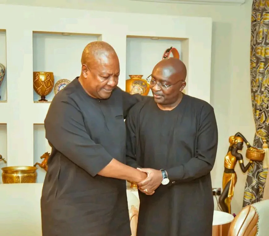 Bawumia Consoles Mahama & Families of August 6 Tragedy Victims
