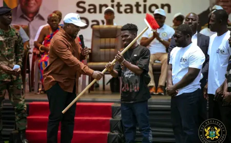 Mahama donates sanitation Tools to BuzStopBoys at relaunch of National Sanitation Day