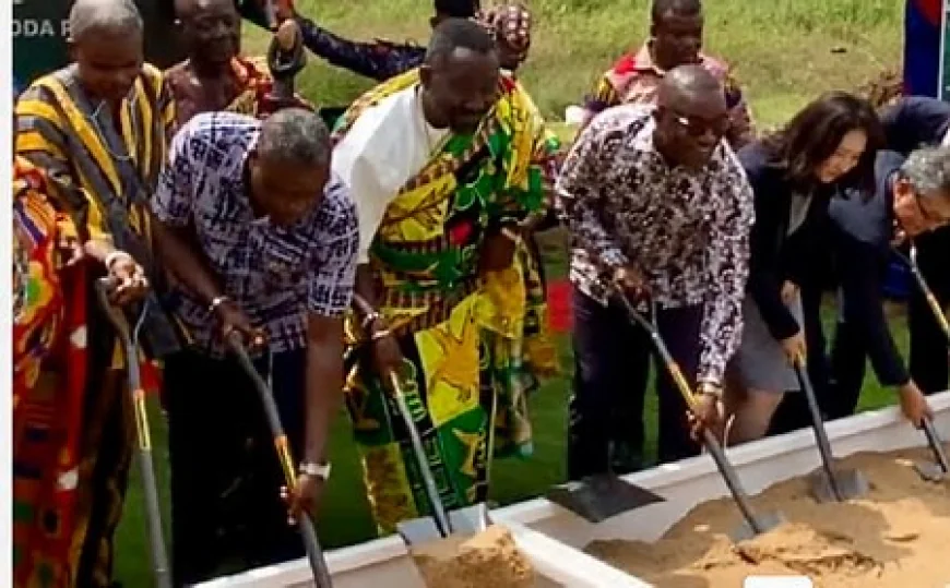 Ghana Commissions 1MW Solar Power Plant at Dawhenya