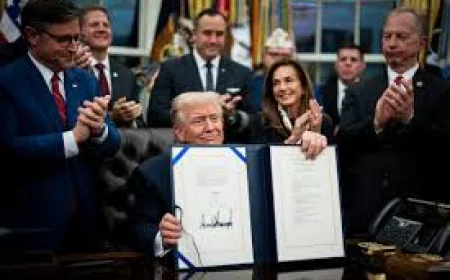 43 Days Later: Trump Signs Bill to End America’s Longest Government Shutdown