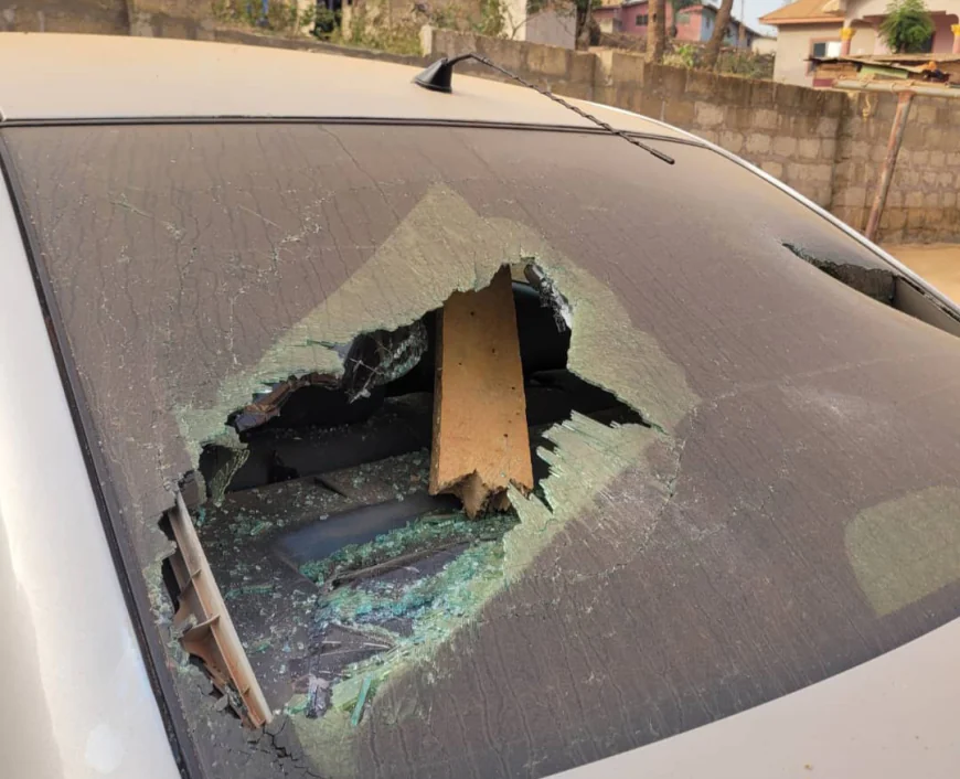 SOME YOUTH IN MANSO CLASH, DESTROY PROPERTIES OF CHIEF AND QUEEN MOTHER 