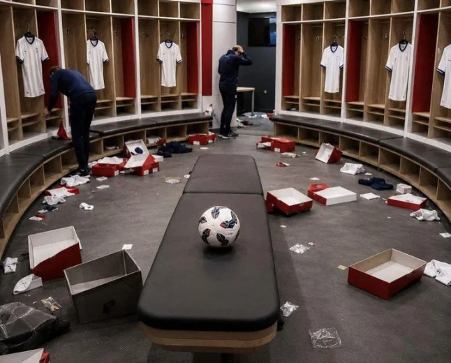 England faces unexpected setback before World cup opener